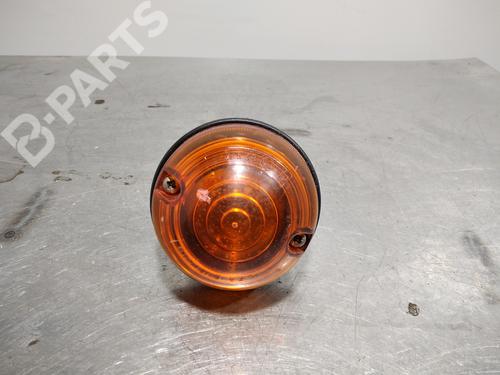 right-front-indicator-land-rover-defender-station-wagon-l316-25-tdi-4x4-l316-1990-1991-1992-1993-1994-1995-1996-1997-1998-1999-2000-2001-2002-2003-2004-2005-2006-2007-2008-2009-2010-2011-2012-2013-2014-2015-2016-10029060 main image