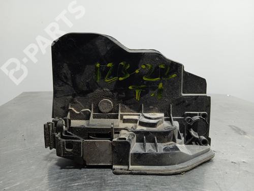 Used Rear left lock BMW X3 (E83) 2.0 d (150 hp) 9984596