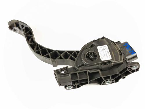 Pedal Pedal VOLVO S60 II (134) D4 (190 hp) 28620836 28620836