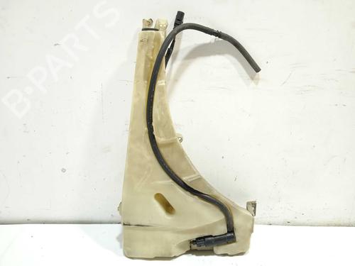 Used Windscreen washer tank Windscreen washer tank 15985078 15985078
