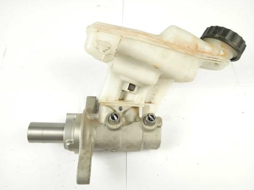 Used Brake master cylinder Brake master cylinder 15766199 15766199