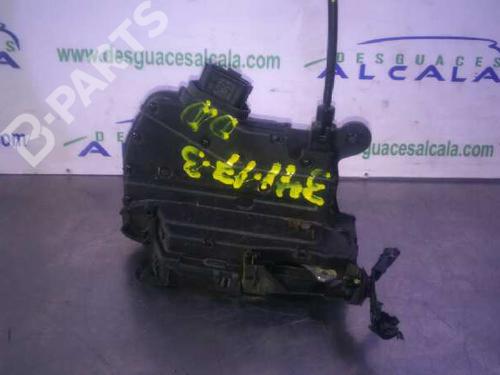 front-right-lock-renault-captur-i-j5_-h5_-40627224-electrica-2013-9989355 main image