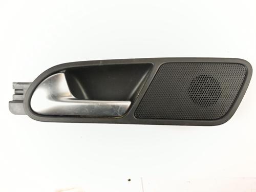 Venstre bak invendig håndtak VW TIGUAN (5N_) 2.0 TDI (110 hp) 27512754