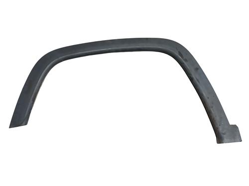 Używane Listwa nadkola przedniego lewego JEEP COMPASS (MP, M6, MV, M7) 1.4 MultiAir (140 hp) 30889888