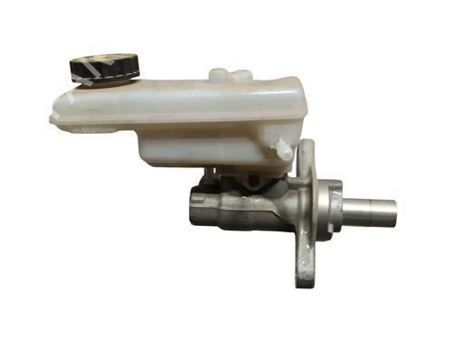 Used Brake master cylinder Brake master cylinder NISSAN NV250 Van (X61) dCi 115 (116 hp) 35951475 35951475