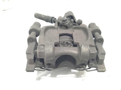 right-rear-brake-caliper-vw-t-roc-a11-d11-16-tdi-5q0615406ee-2017-19686239 main image
