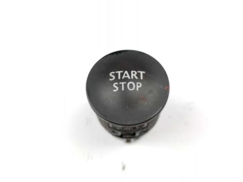 Used Switch Switch RENAULT CAPTUR I (J5_, H5_) 0.9 TCe 90 (90 hp) 19903257 19903257