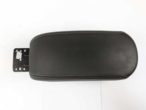 Used Armrest / Center console Armrest / Center console JEEP RENEGADE SUV (BU, B1, BV) 1.5 T4 Hybrid (131 hp) 32523032 32523032