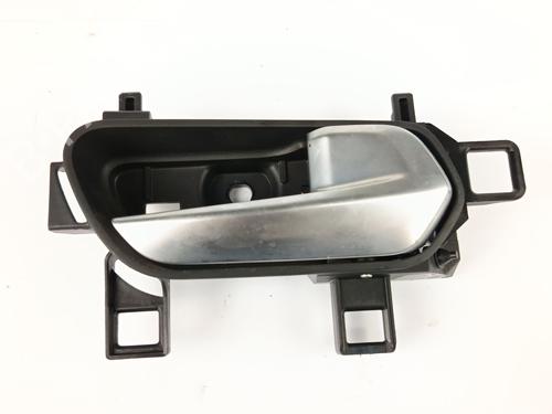 Used Front left interior door handle NISSAN JUKE (F16_) 1.0 (114 hp) 30748539