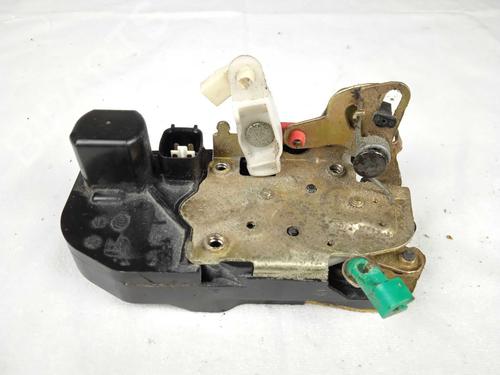 rear-right-lock-chrysler-300c-lx-le-4589042ad-4-pines-2004-11806242 main image