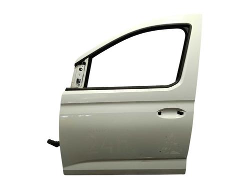 Used Left front door Left front door 37067927 37067927