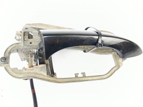 Używane Klamka zewnętrzna drzwi przednich prawych BMW X5 (E53) 4.4 i (320 hp) 30733981