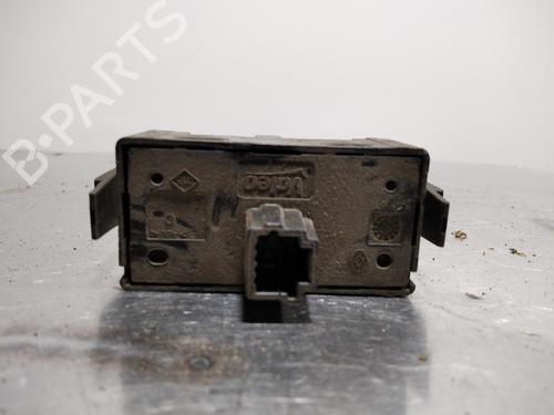 Pulsante luci di emergenza RENAULT MASTER III Van (FV) 2.3 dCi 125 FWD (FV0C, FV0D, FV0G, FV0H, FV0J, FV0K) | BP14349281I22 