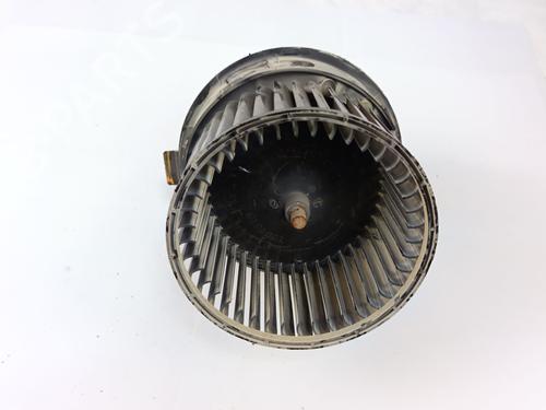 Used Heater blower motor Heater blower motor DACIA DUSTER (HM_) 1.5 dCi 115 4x4 (114 hp) 35751469 35751469