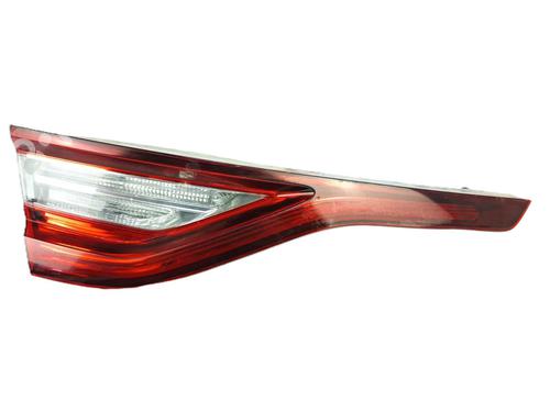 left-tailgate-light-renault-megane-iv-hatchback-b9amn_-2015-40158753 main image
