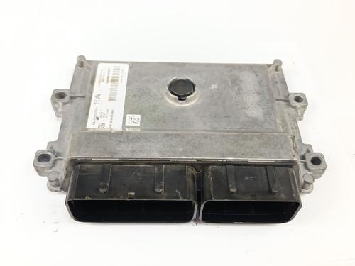 Used Engine control unit (ECU) Engine control unit (ECU) PEUGEOT 208 II (UB_, UP_, UW_, UJ_) [2019-2026] 34441106 34441106