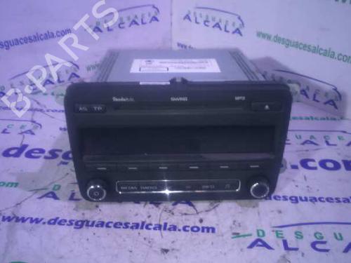 Used Radio SKODA FABIA II Combi (545) 1.2 LPG (69 hp) 14352801