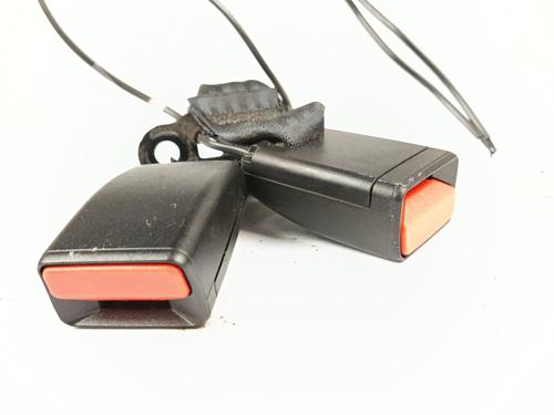 Seat buckle CITROËN C3 III (SX) 1.2 THP 110 (SXHNPS, SXHNZT, SXHNZ6) | BP29605478I32