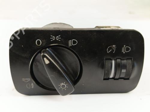 Used Headlight switch SEAT IBIZA II (6K1) 1.4 i (60 hp) 31052498