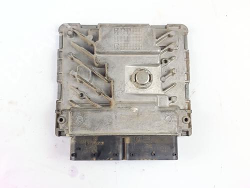 Used Engine control unit (ECU) VW GOLF VII (5G1, BQ1, BE1, BE2) 2.0 GTI (230 hp) 31358534