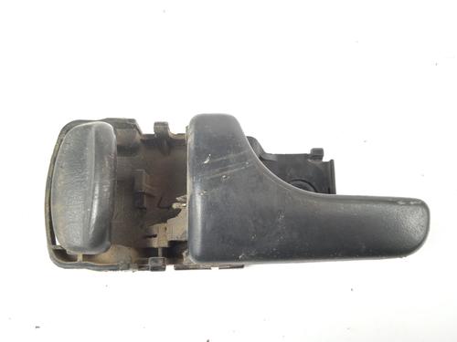 Poignée intérieure avant gauche NISSAN TERRANO II (R20) 2.7 TD 4WD (101 hp) 17366878