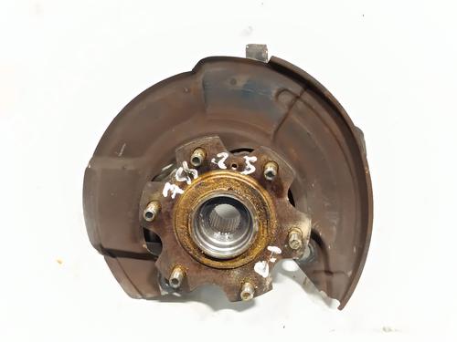 Fusée avant gauche MITSUBISHI PAJERO III (V7_W, V6_W) 2.5 TDi (V64W, V74W) (115 hp) 31799763