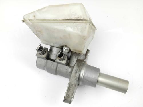 Used Brake master cylinder Brake master cylinder 13927538 13927538