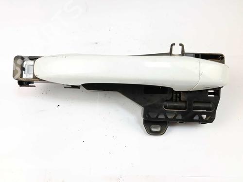 Used Front left exterior door handle Front left exterior door handle 37437359 37437359