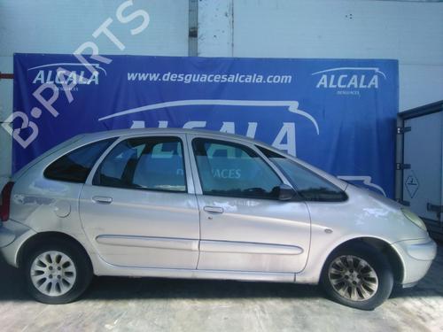 Right headlight CITROËN XSARA PICASSO (N68) 2.0 HDi | BP15399140C29 