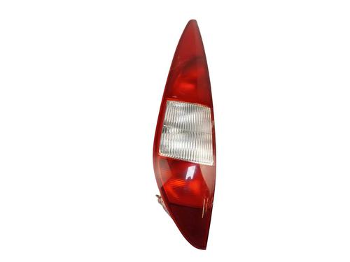 left-taillight-ford-mondeo-iii-b5y-2000-2001-2002-2003-2004-2005-2006-2007-33168779 main image