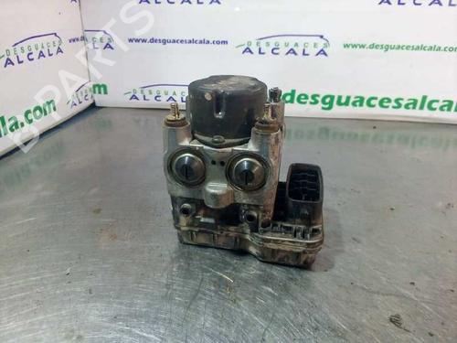 Used ABS pump ABS pump TOYOTA RAV 4 II (_A2_) 2.0 D 4WD (CLA20_, CLA21_, CLA20R, CLA21R) (116 hp) 11363863 11363863