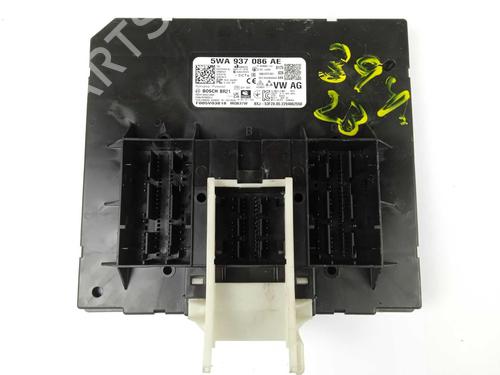 Used Electronic module Electronic module VW GOLF VIII (CD1, DA1) 2.0 TDI (116 hp) 13736621 13736621