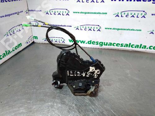 Used Front right lock TOYOTA AURIS (_E15_) 1.6 (ZRE151_, ZRE151R) (124 hp) 9992684