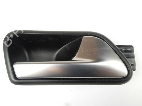 front-right-interior-door-handle-vw-touran-1t3-20-tdi-1t1837114c-2010-2011-2012-2013-2014-2015-13086377 main image