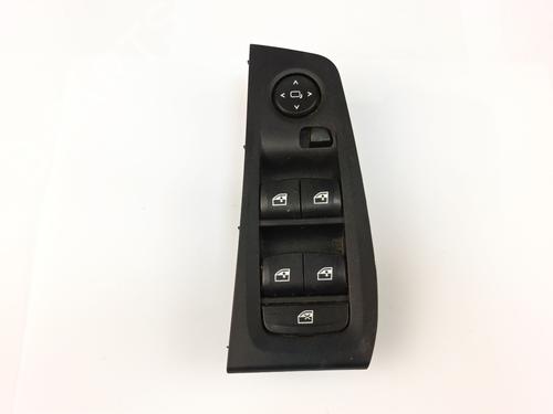 Used Left front window switch Left front window switch BMW 1 (F40) 118 i (140 hp) 35794287 35794287