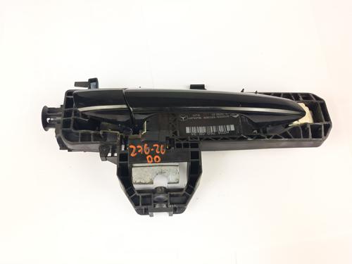 front-right-exterior-door-handle-mercedes-benz-c-class-w204-2007-2008-2009-2010-2011-2012-2013-2014-2015-34287753 main image