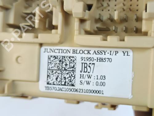 Fuse box KIA STONIC (YB) 1.0 T-GDi | BP32081801E1