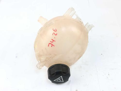 Used Expansion tank Expansion tank PEUGEOT 208 II (UB_, UP_, UW_, UJ_) 1.2 PureTech 100 (101 hp) 32329709 32329709