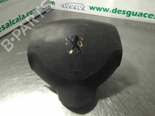 driver-airbag-peugeot-4007-vu_-vv_-7030a140xa-2007-2008-2009-2010-2011-2012-2013-9992179 main image