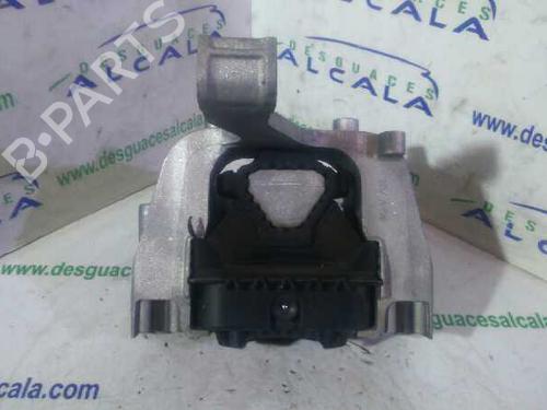 Used Engine mount Engine mount VW GOLF VII (5G1, BQ1, BE1, BE2) 1.6 TDI (105 hp) 14352402 14352402