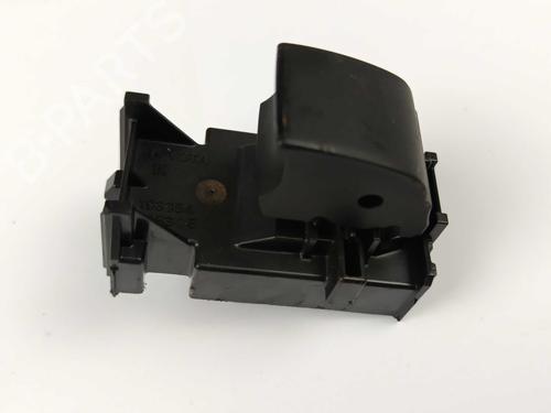 right-rear-window-switch-toyota-yaris-cross-mxp_-2020-27526944 main image
