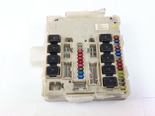 Used Fuse box NISSAN PATHFINDER III (R51) 2.5 dCi 4WD (171 hp) 32410720