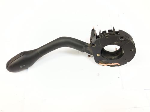 Comutador piscas / escovas VW TRANSPORTER T4 Platform/Chassis (70E, 70L, 70M, 7DE, 7DL, 7D 1.9 TD (68 hp) 30835617