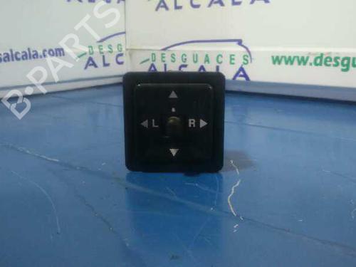 Comando specchietti Comando specchietti MITSUBISHI PAJERO II (V3_W, V2_W, V4_W, V5_W) [1990-2001] 9989436 9989436