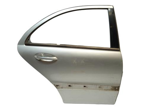 Used Right rear door MERCEDES-BENZ C-CLASS (W203) [2000-2007]  18546422