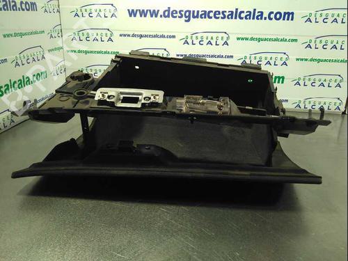 Glove box BMW X3 (E83) 2.0 d | BP9989487C95 - Image 3