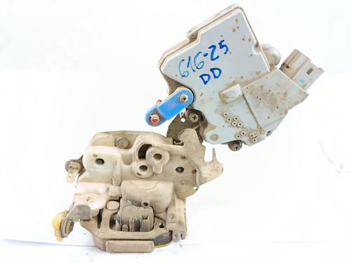 Used Front right lock NISSAN TERRANO II (R20) 3.0 Di 4WD (154 hp) 29585512