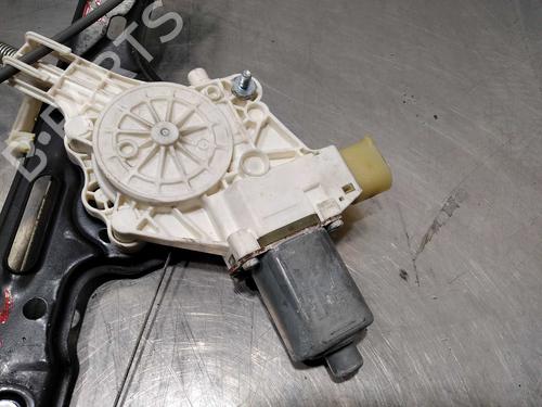 Front left window mechanism BMW 1 (E87) 120 d | BP9982181C22 - Image 2