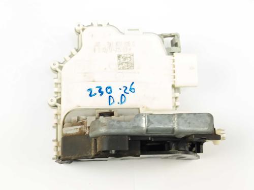 front-right-lock-audi-a4-b9-8w2-8wc-2015-33941494 main image