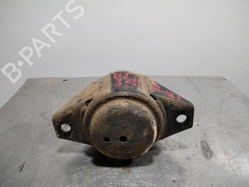 Used Engine mount LAND ROVER DEFENDER Station Wagon (L316) 2.5 TDI 4x4 (L316) (113 hp) 14349204